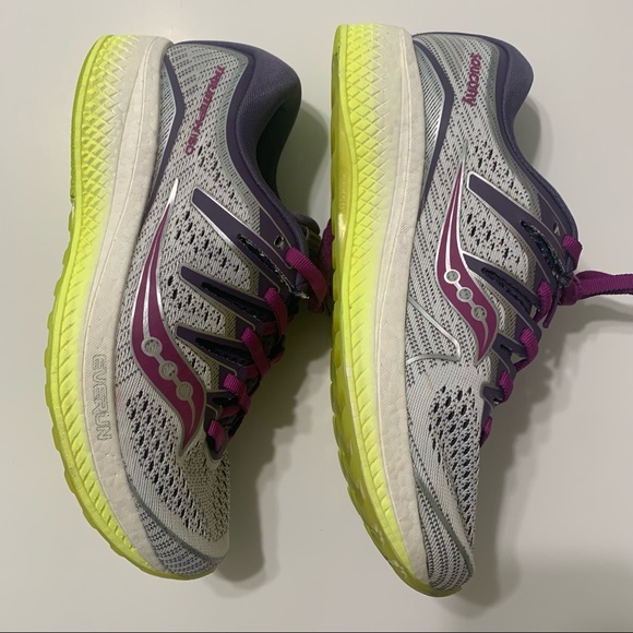 Saucony Triumph ISO 5 S10462-3 Running Shoes - Picture 4 of 10